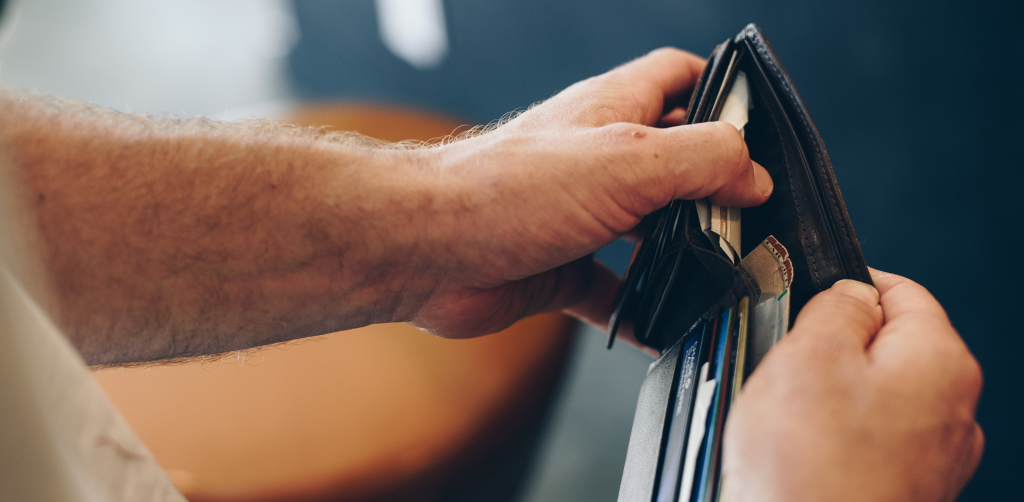 Finances Are Tight. How Long Can I Go Without An Oil Change? 5 Accurate Total Auto Care Springdale AR finances are tight how long can i go without an oil change